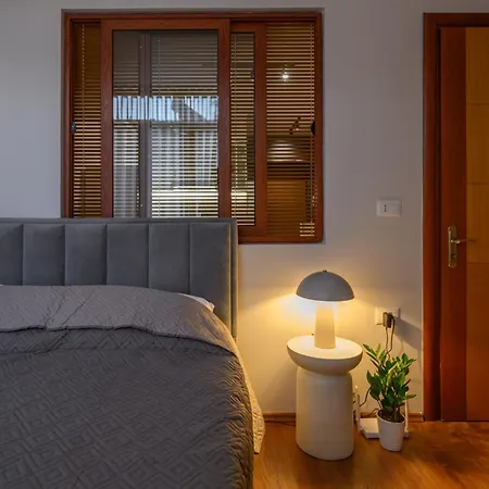Luna Appartement *
