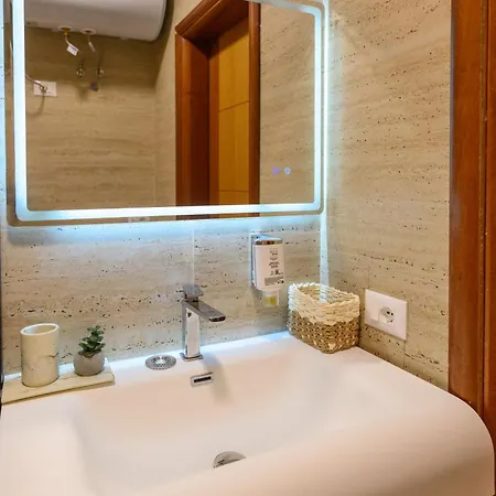 Luna Appartement *